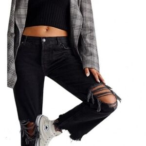Free People Maggie Distressed Black Wash Denim Button Fly Crop Jeans Size 26